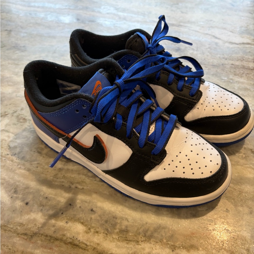 Nike dunk low lids size 4.5
